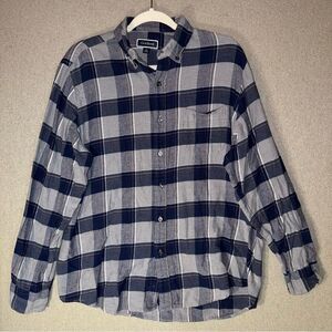 Club Room size large Plaid button down Shirt